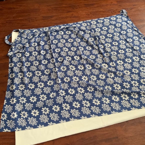 Ladies wraparound skirt - Picture 3 of 4